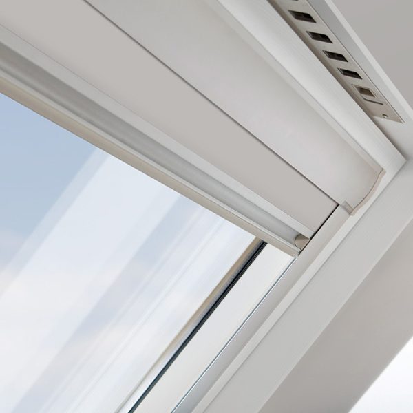 FAKRO® verduisterend rolgordijn ARF - Afbeelding 892
